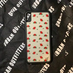 Wildflower case barely used for iPhone XS Max